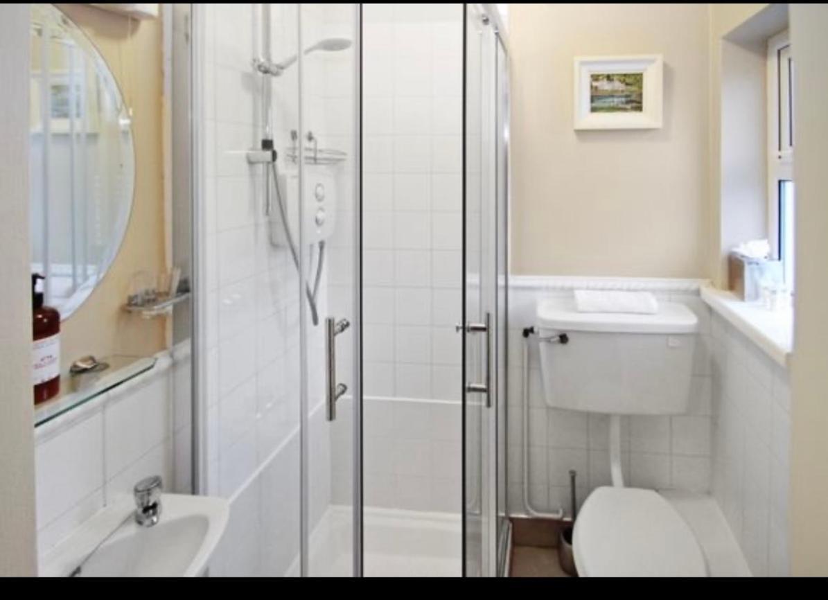 Almara House Bed and Breakfast Γκάλγουεϊ Εξωτερικό φωτογραφία