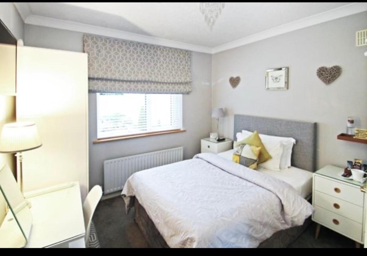 Almara House Bed and Breakfast Γκάλγουεϊ Εξωτερικό φωτογραφία