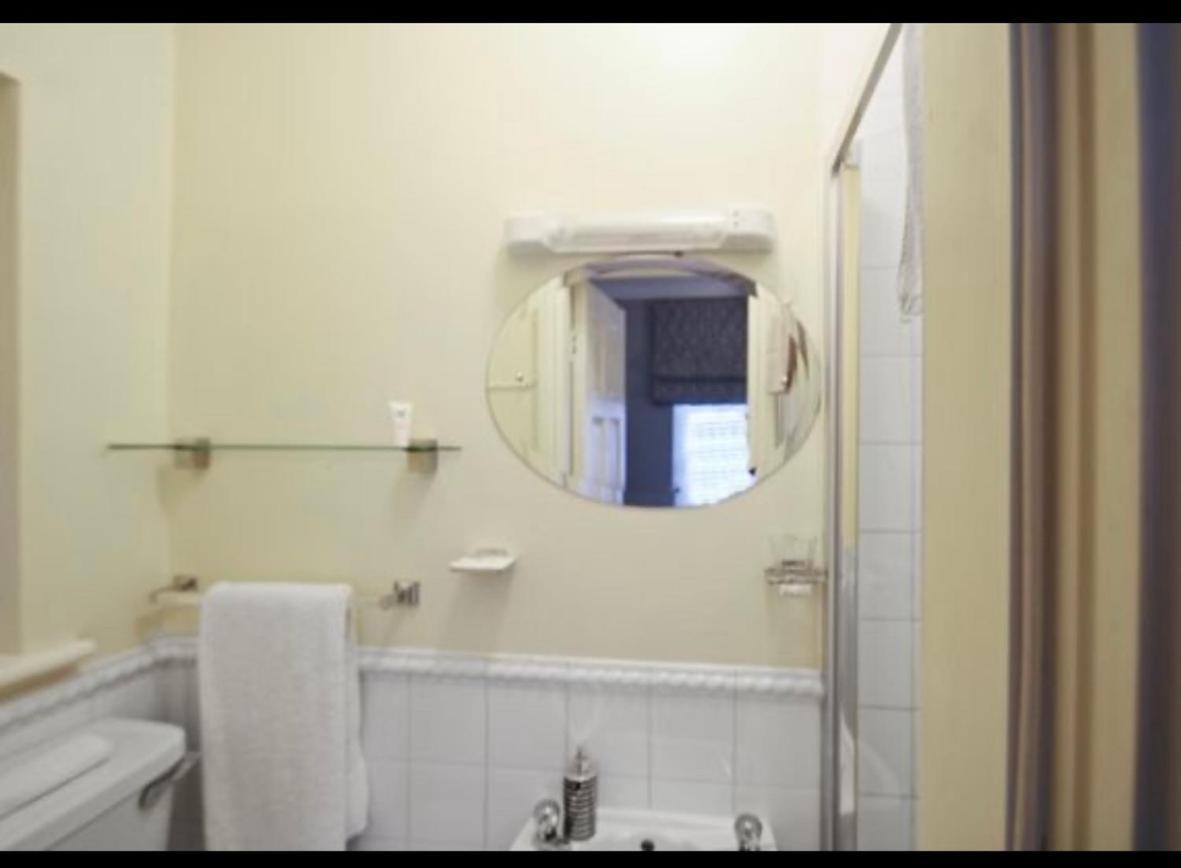 Almara House Bed and Breakfast Γκάλγουεϊ Εξωτερικό φωτογραφία